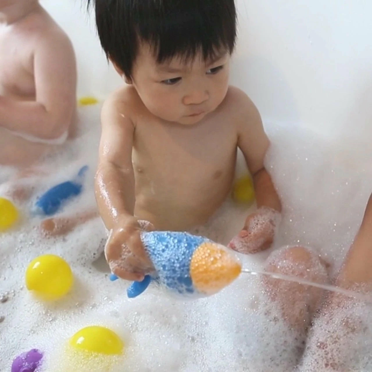 M&M BATH SQUIRTER ROCKET 3 M&M BATH SQUIRTER ROCKET - Image 3