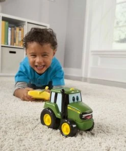 JD JOHNNY TRACTOR REMOTE -JOHN DEERE shop image 8321245e 5ac5 4cf3 9bc6 17bf9189a1f2 1024x1024@2x