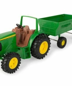 JOHN DEERE TRACTOR WITH WAGON